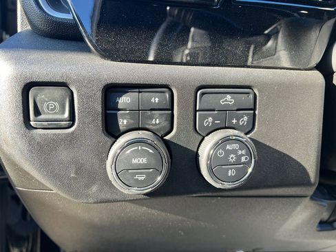 Used 2023 Chevrolet Silverado 1500 RST image 14