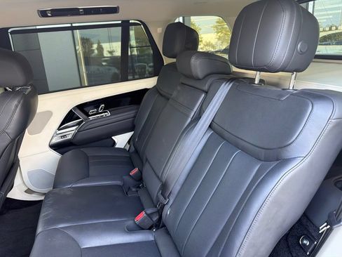 Used 2023 Land Rover Range Rover Long Wheelbase SE AWD/4WD image 12