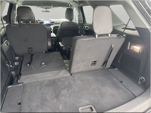 Certified 2023 Ford Explorer XLT w/ Equipment Group 202A image 23