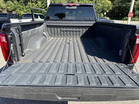 Used 2024 GMC Sierra 3500 Denali w/ Denali Reserve Package image 23