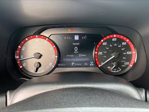 Used 2024 Nissan Frontier PRO-4X w/ Pro Convenience Package image 21