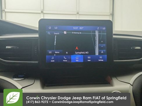 Used 2022 Ford Explorer XLT w/ Equipment Group 202A AWD/4WD image 25