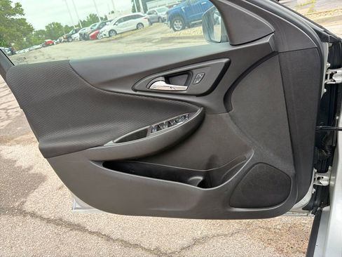 Used 2018 Chevrolet Malibu LS FWD image 27