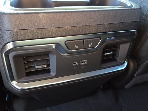 New 2026 GMC Sierra 2500 Denali w/ Technology Package AWD/4WD image 23