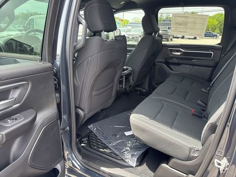 New 2026 RAM 1500 4x4 Crew Cab image 13