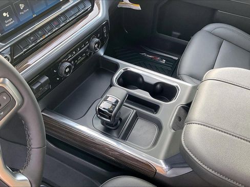 New 2026 Chevrolet Silverado 1500 LT Trail Boss w/ Convenience Package II image 8