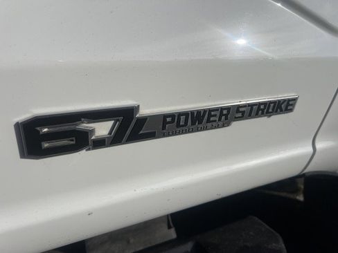 Certified 2023 Ford F350 XLT image 6
