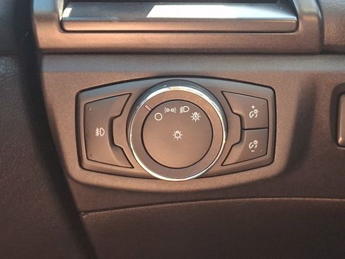 Used 2019 Ford Fusion Titanium AWD/4WD image 25