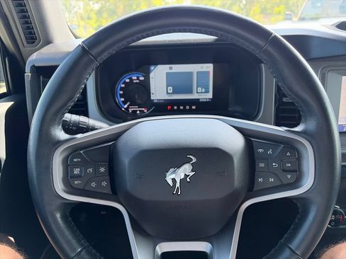 Used 2023 Ford Bronco Outer Banks AWD/4WD image 18