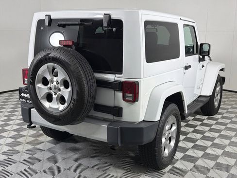 Used 2015 Jeep Wrangler Sahara w/ Connectivity Group image 5