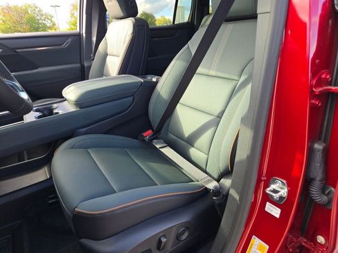 New 2026 GMC Acadia AT4 w/ Super Cruise Package image 29