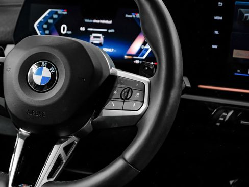 Used 2026 BMW X2 xDrive28i AWD/4WD image 25