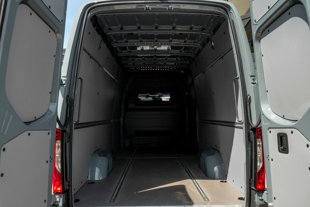 New 2026 Mercedes-Benz Sprinter 2500 image 11