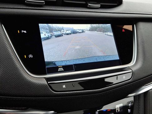 Certified 2023 Cadillac XT5 Sportv image 32