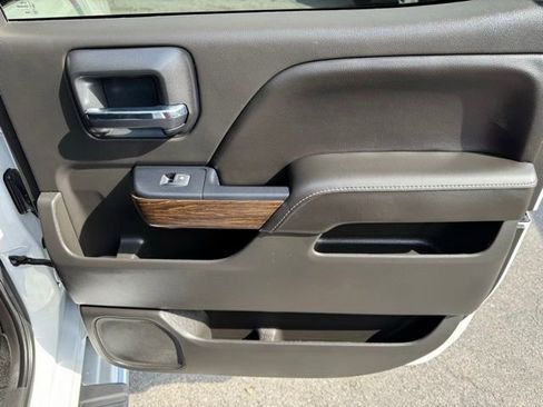 Used 2018 GMC Sierra 1500 Denali AWD/4WD image 19