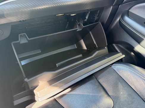 Used 2019 Ford Edge ST w/ Cold Weather Package image 17