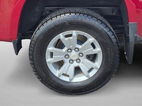 Used 2017 Chevrolet Colorado LT w/ LT Convenience Package image 21