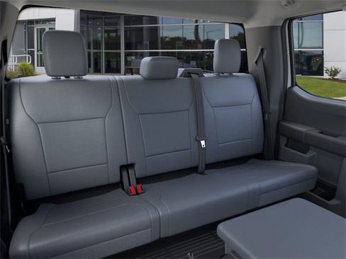 New 2026 Ford F250 XL w/ XL Chrome Package image 11