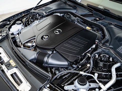 Certified 2025 Mercedes-Benz C 300 4MATIC Sedan image 37