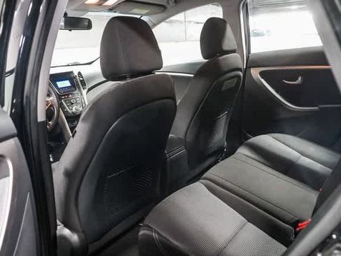 Used 2016 Hyundai Elantra GT image 18