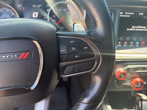 Used 2020 Dodge Charger Scat Pack RWD image 18