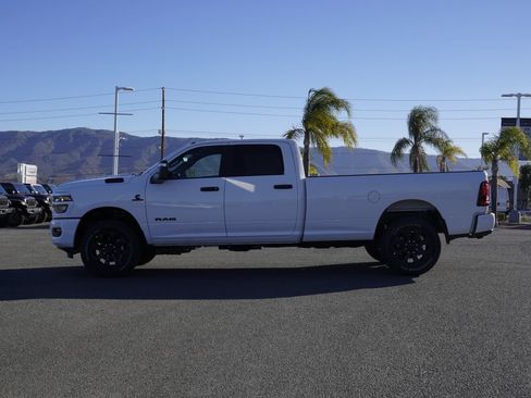 New 2026 RAM 3500 Big Horn AWD/4WD image 7