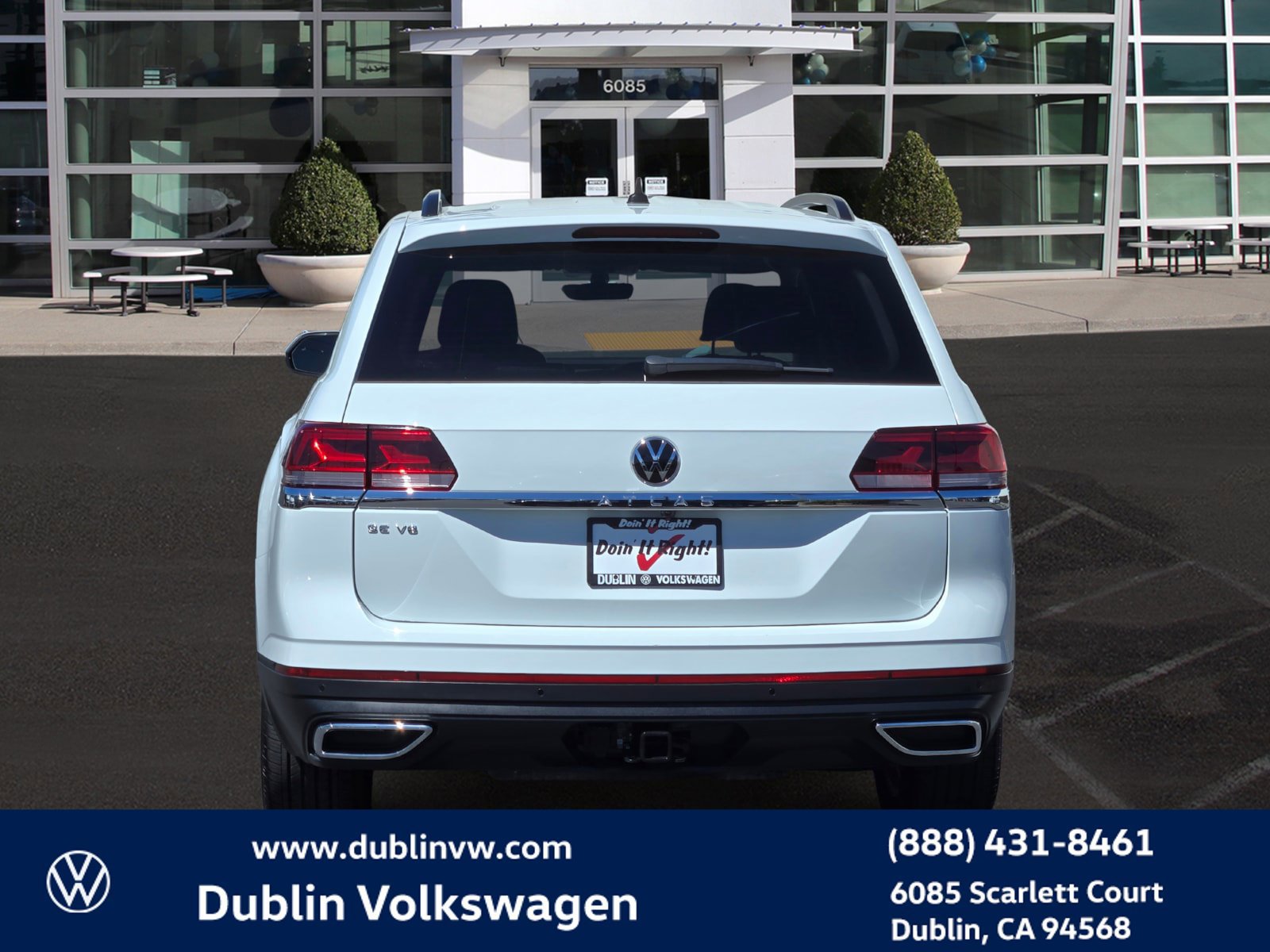 Certified 2023 Volkswagen Atlas SE w/ Panoramic Sunroof Package FWD image 5