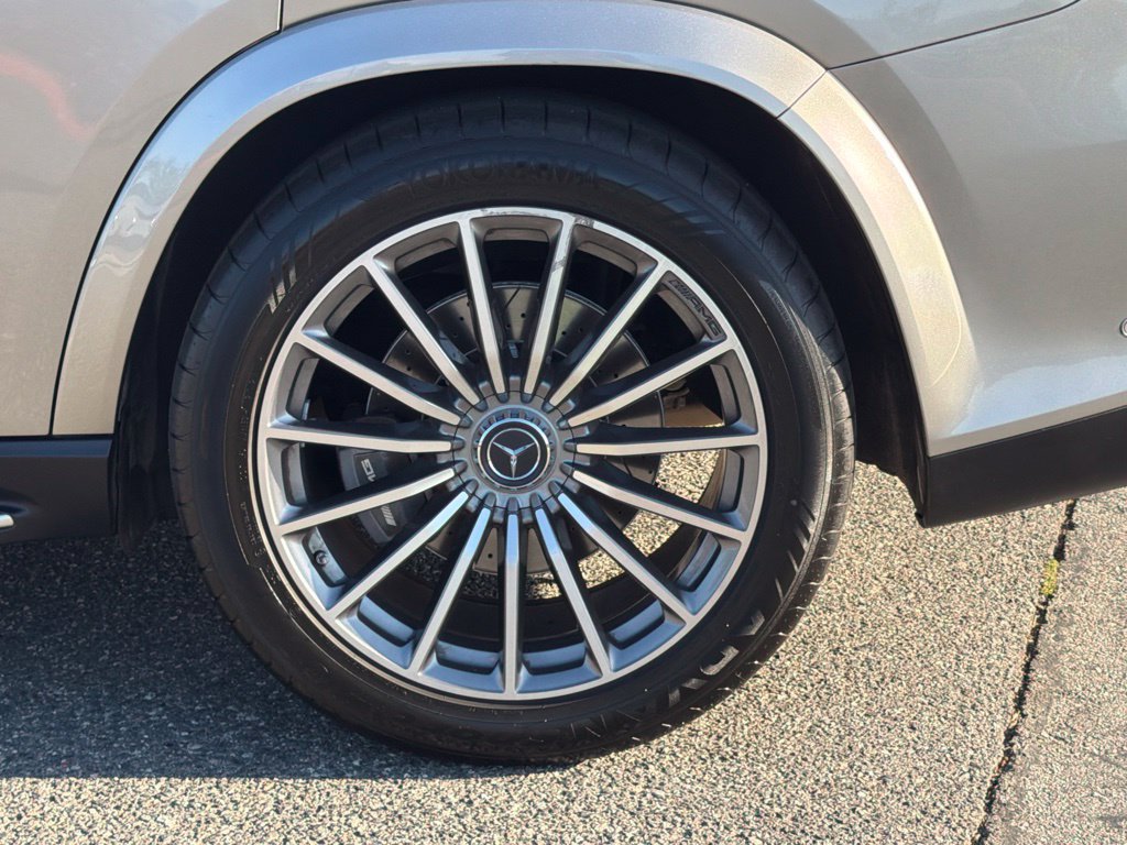 Certified 2023 Mercedes-Benz GLS 63 AMG 4MATIC image 17