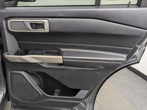 Used 2023 Ford Explorer XLT w/ Equipment Group 202A image 18