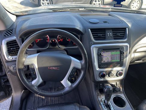 Used 2015 GMC Acadia SLT image 31