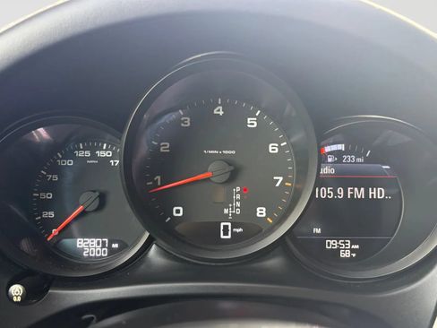 Used 2020 Porsche Macan AWD/4WD image 32