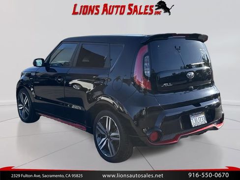 Used 2015 Kia Soul + FWD image 7