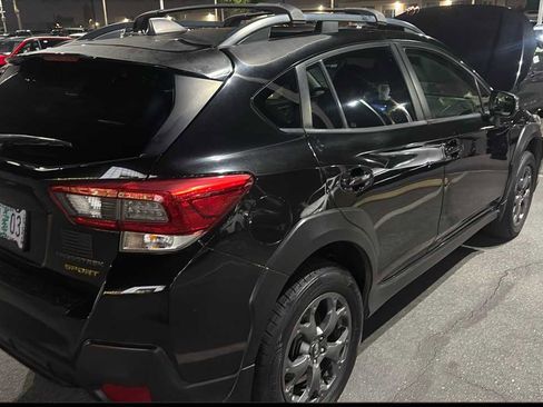 Used 2021 Subaru Crosstrek 2.5i Sport w/ Moonroof Package image 2