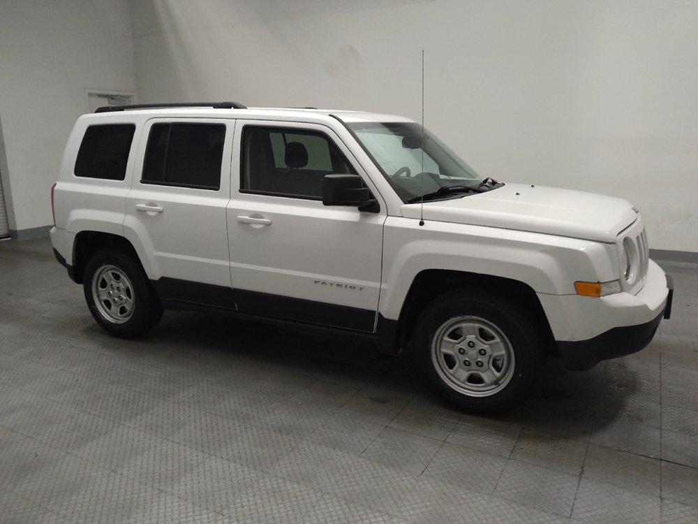 Used 2016 Jeep Patriot Sport w/ Power Value Group FWD image 11