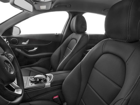 Used 2018 Mercedes-Benz C 300 4MATIC Sedan image 12