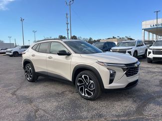 New 2026 Chevrolet Trax RS w/ Driver Confidence Package video 1