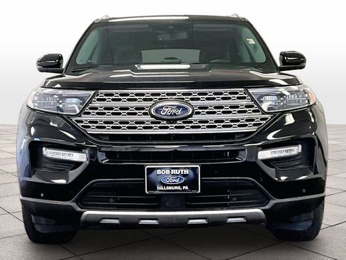Certified 2022 Ford Explorer Limited w/ Limited Technology Package image 3