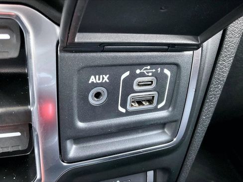 Certified 2025 Jeep Wrangler Unlimited Rubicon w/ Safety Group AWD/4WD image 18