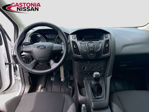 Used 2012 Ford Focus S FWD image 25