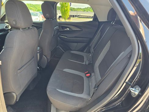Used 2023 Chevrolet TrailBlazer LT FWD image 10