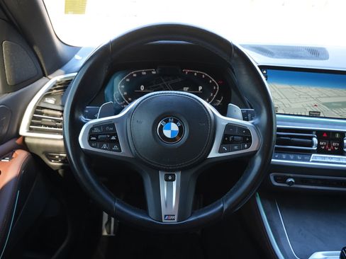 Used 2022 BMW X5 sDrive40i w/ M Sport Package RWD image 10