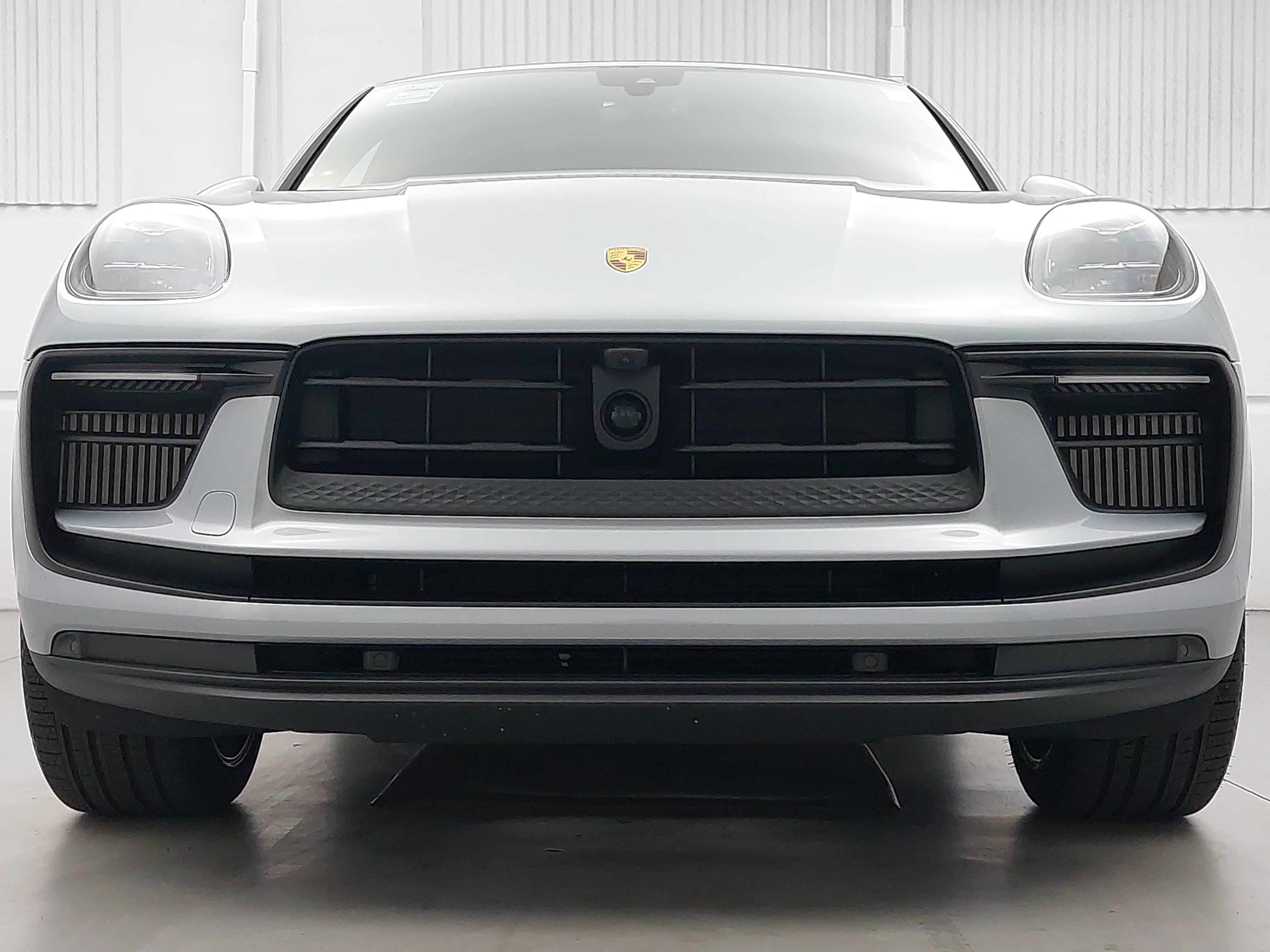Certified 2026 Porsche Macan S AWD/4WD image 10