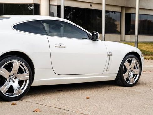 Used 2007 Jaguar XK XK image 45