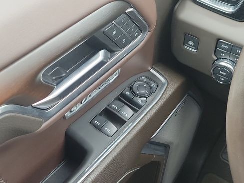 Used 2025 GMC Sierra 1500 Denali AWD/4WD image 20