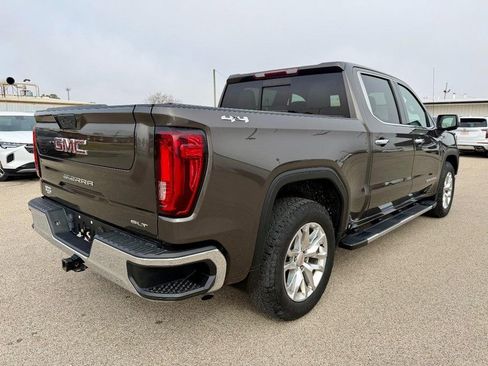 Used 2020 GMC Sierra 1500 SLT w/ SLT Premium Package image 4