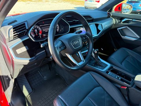 Used 2020 Audi Q3 2.0T Premium Plus image 24