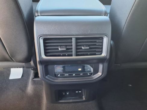 New 2026 Volkswagen Atlas SEL AWD/4WD image 16