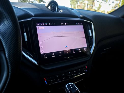 Used 2023 Maserati Ghibli GT image 24