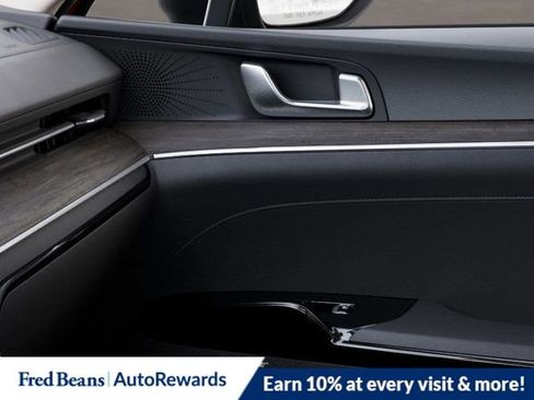 New 2025 Kia K5 EX image 26