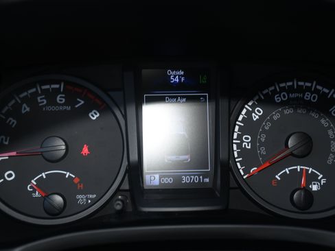 Certified 2023 Toyota Tacoma SR image 13